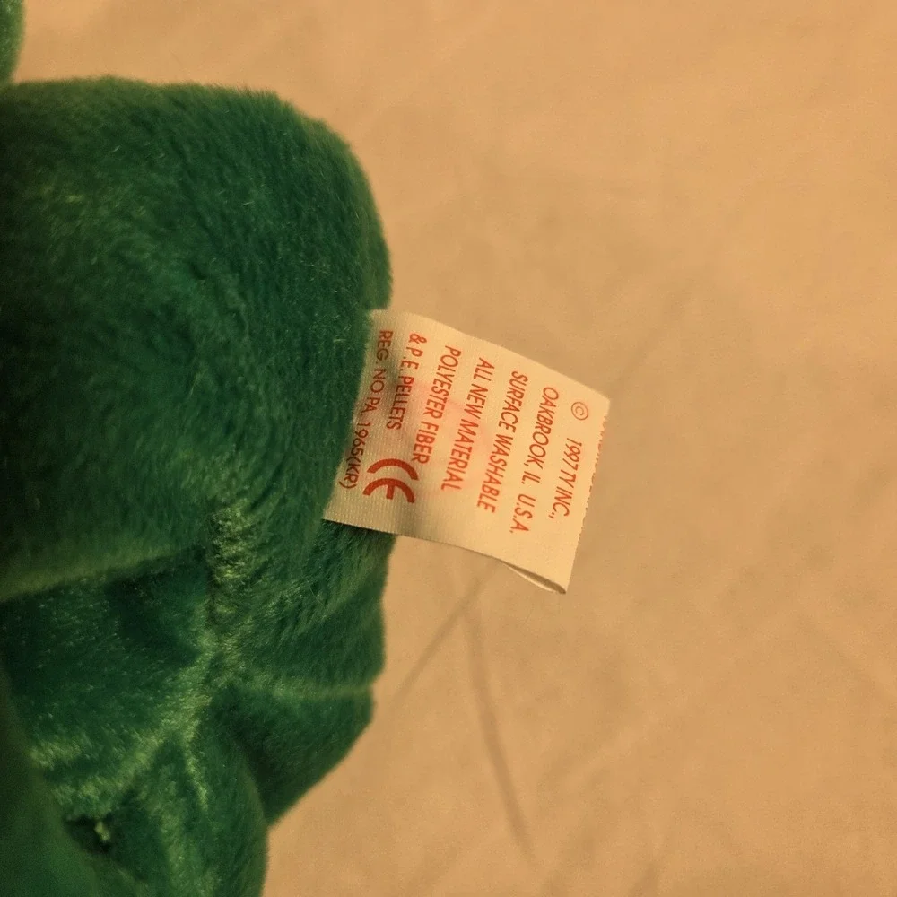 Ty Beanie Baby Erin The Bear 1997 Retired Plush Toy With Errors